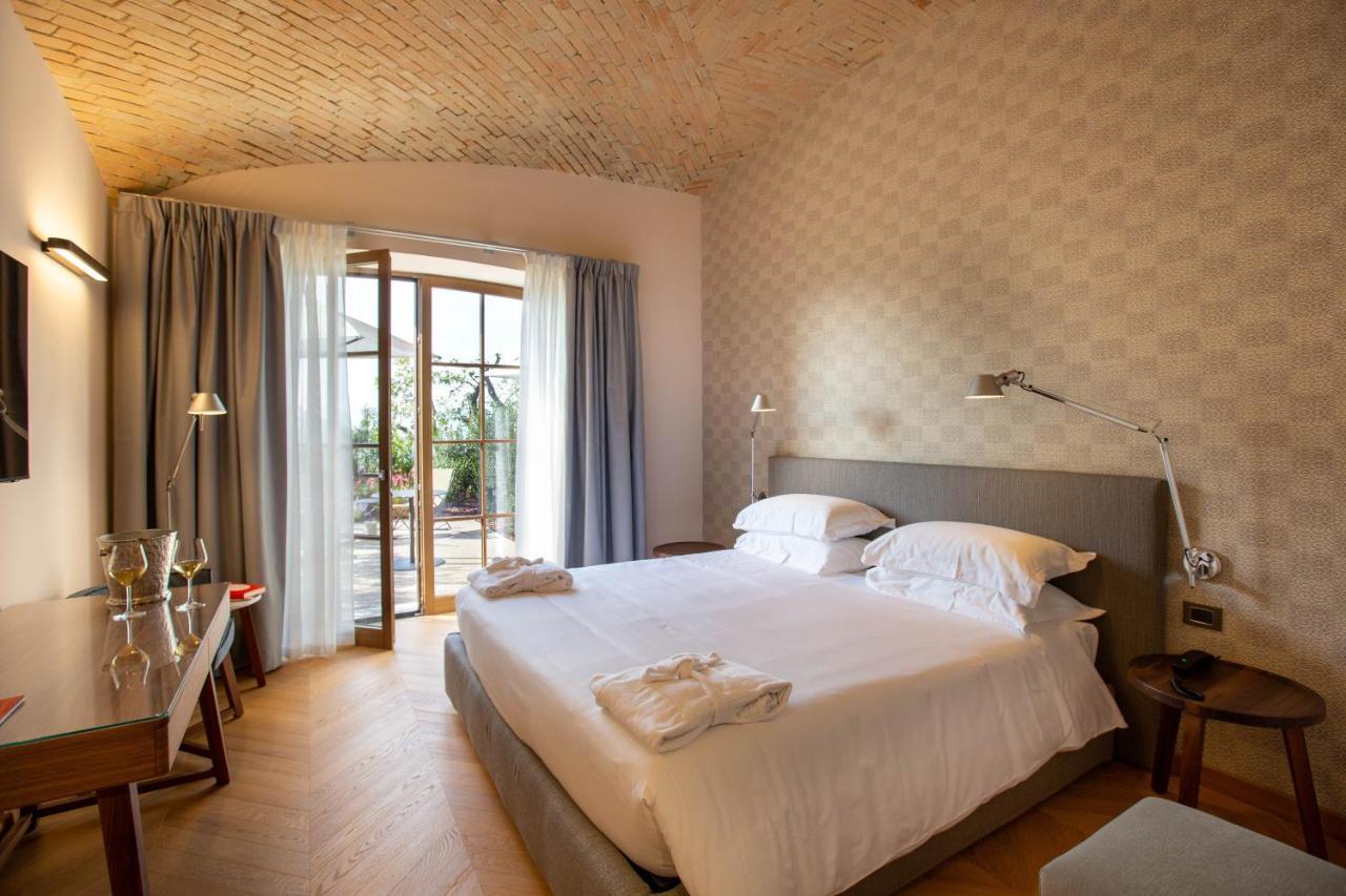 Villaggio Narrante - Cascina Galarej セッラルンガ・ダルバ エクステリア 写真